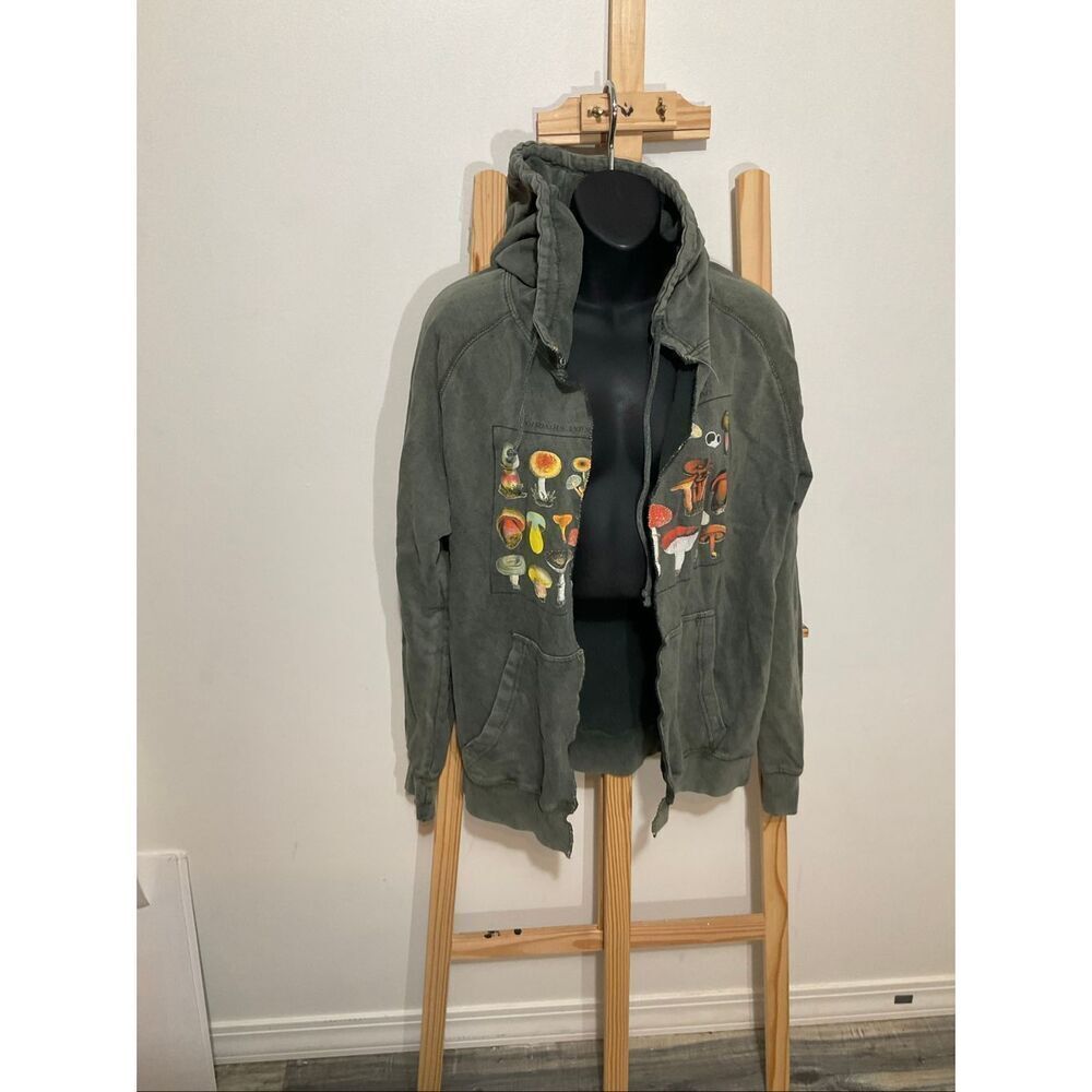 Altru Mushroom species open front hooded sweater size medium